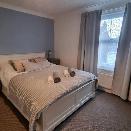 Entire House With Garden & Parking Nr Ashford Int Villa Exteriör bild