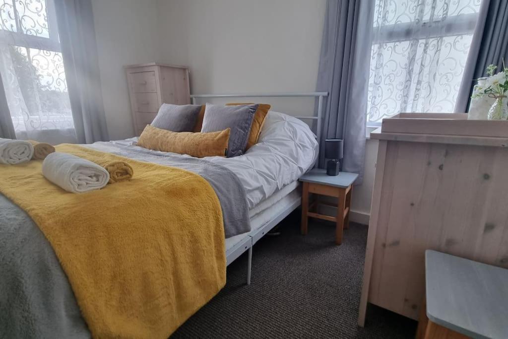 Entire House With Garden & Parking Nr Ashford Int Villa Exteriör bild