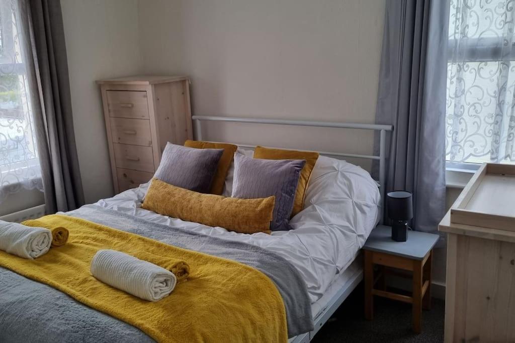 Entire House With Garden & Parking Nr Ashford Int Villa Exteriör bild