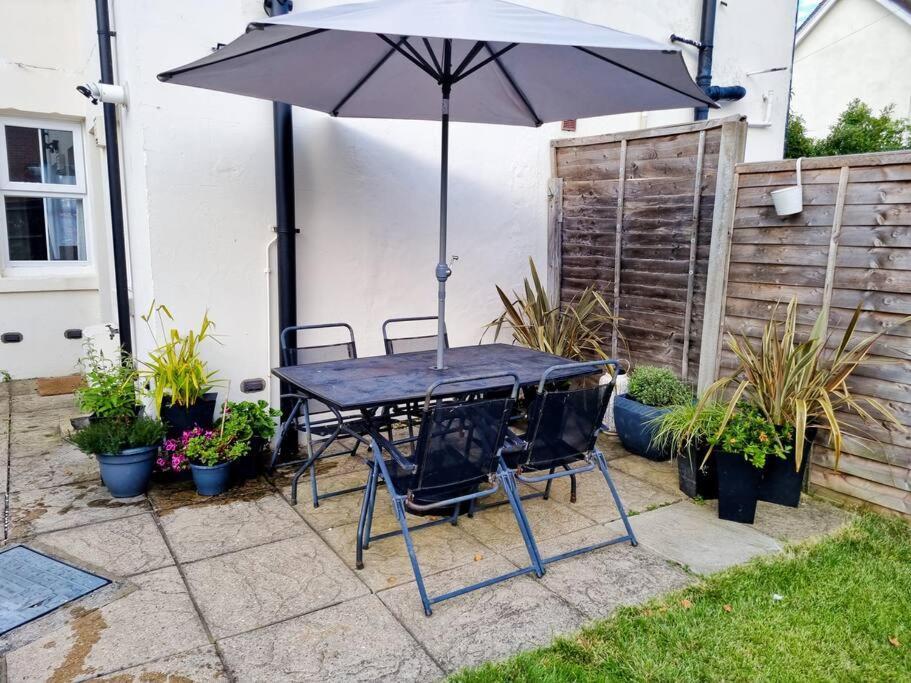 Entire House With Garden & Parking Nr Ashford Int Villa Exteriör bild