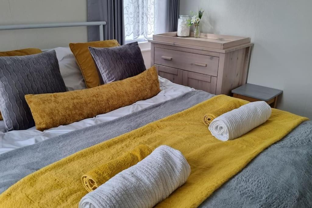 Entire House With Garden & Parking Nr Ashford Int Villa Exteriör bild