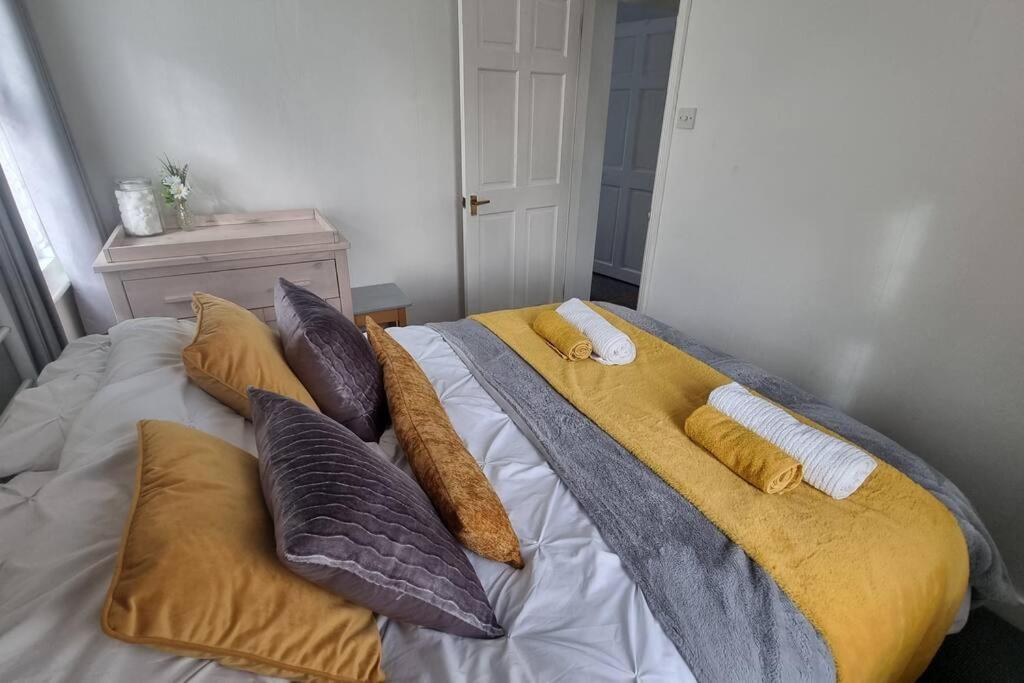 Entire House With Garden & Parking Nr Ashford Int Villa Exteriör bild